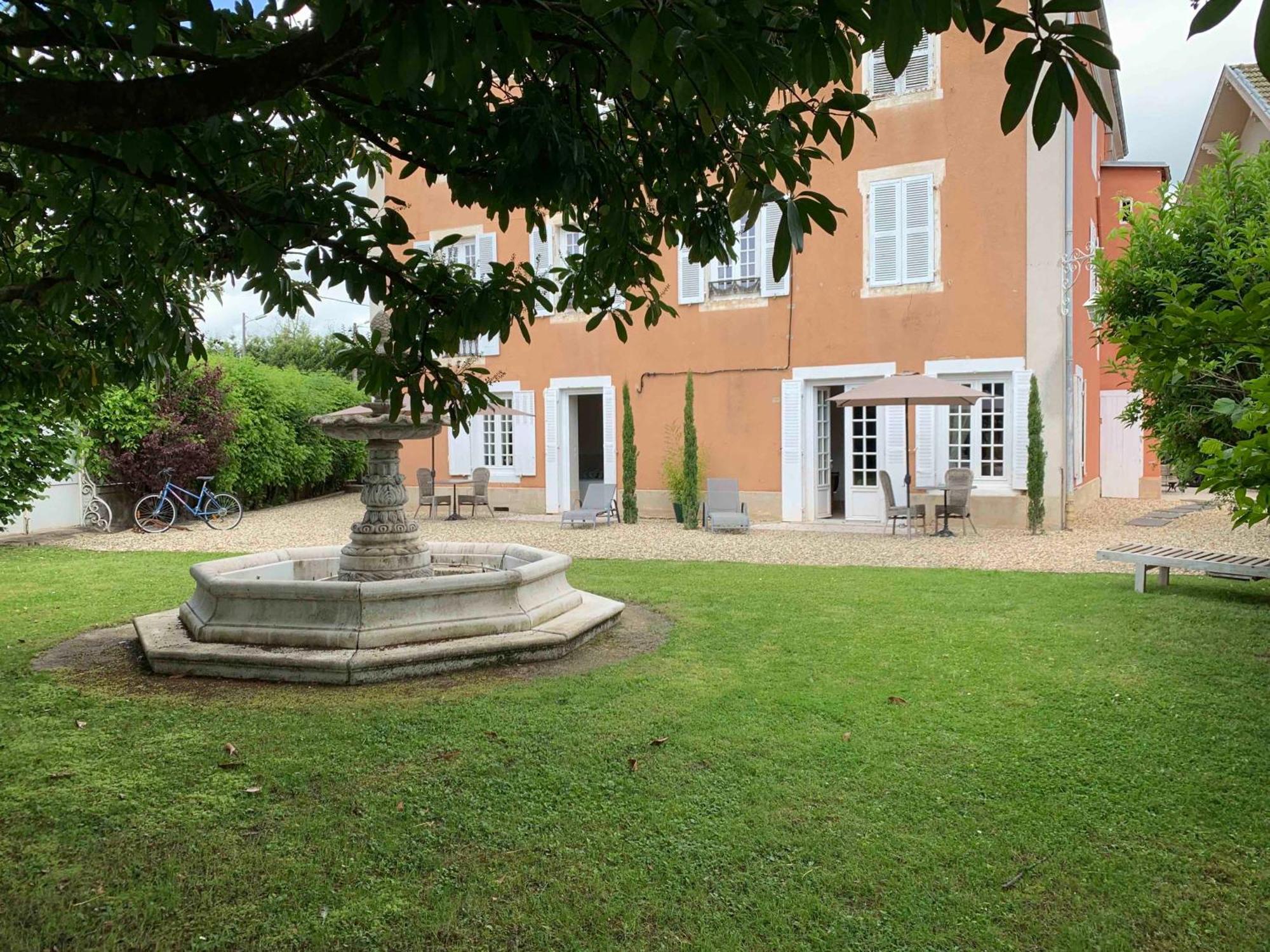 Studio En Ville Et Campagne Louhans Exteriér fotografie